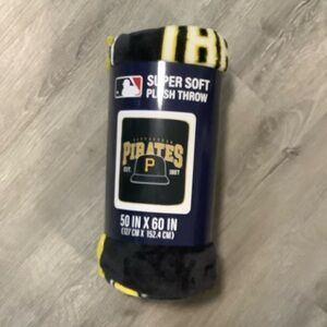Pittsburgh Pirates Plush Throw Blanket